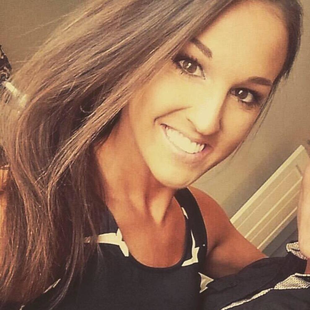 Meet your Posher, Alexis